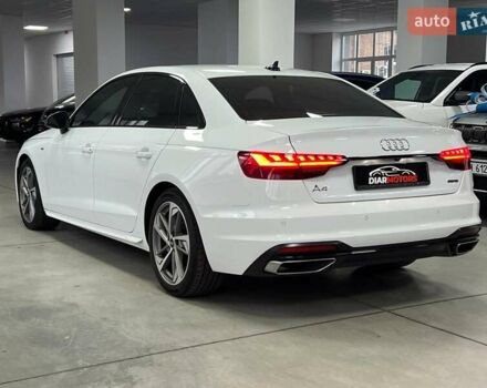 Белый Ауди А4, объемом двигателя 2 л и пробегом 18 тыс. км за 35500 $, фото 2 на Automoto.ua
