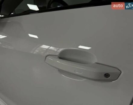 Белый Ауди А4, объемом двигателя 2 л и пробегом 18 тыс. км за 35500 $, фото 24 на Automoto.ua