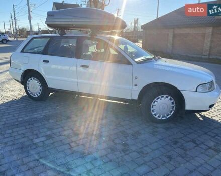 Белый Ауди А4, объемом двигателя 1.9 л и пробегом 600 тыс. км за 4499 $, фото 28 на Automoto.ua