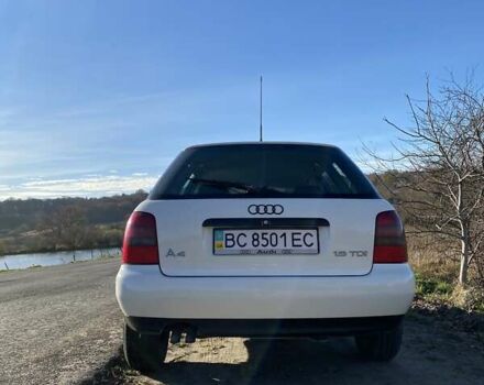 Белый Ауди А4, объемом двигателя 1.9 л и пробегом 600 тыс. км за 4499 $, фото 5 на Automoto.ua