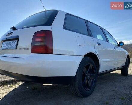 Белый Ауди А4, объемом двигателя 1.9 л и пробегом 600 тыс. км за 4499 $, фото 12 на Automoto.ua