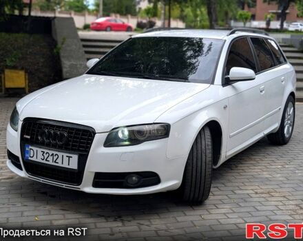 Белый Ауди А4, объемом двигателя 2.7 л и пробегом 333 тыс. км за 6850 $, фото 3 на Automoto.ua