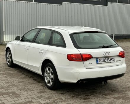 Белый Ауди А4, объемом двигателя 2 л и пробегом 340 тыс. км за 4250 $, фото 2 на Automoto.ua