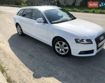 Білий Ауді А4, об'ємом двигуна 1.8 л та пробігом 162 тис. км за 8900 $, фото 1 на Automoto.ua