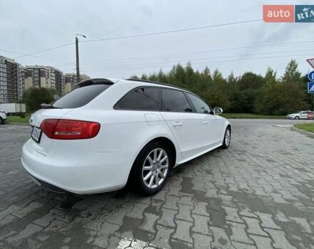 Ауди А4 2009 в Хмельницком на Automoto.ua Белый Ауди А4, объемом двигателя 1.8 л и пробегом 389 тыс. км за 8799 $, фото 4 на Automoto.ua