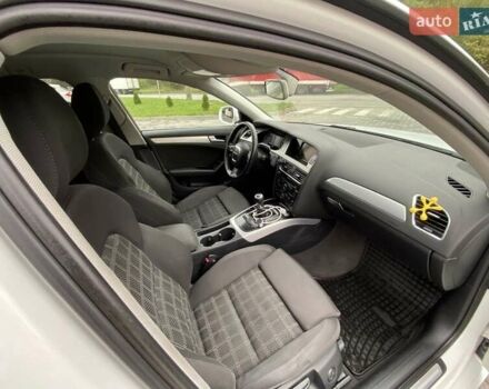 Ауди А4 2009 в Хмельницком на Automoto.ua Белый Ауди А4, объемом двигателя 1.8 л и пробегом 389 тыс. км за 8799 $, фото 14 на Automoto.ua