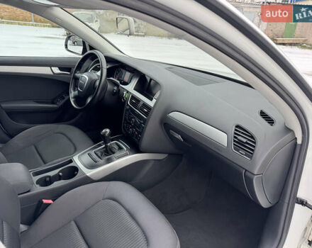 Белый Ауди А4, объемом двигателя 1.8 л и пробегом 217 тыс. км за 9450 $, фото 52 на Automoto.ua