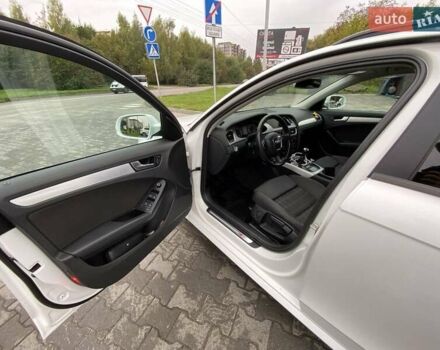 Ауди А4 2009 в Хмельницком на Automoto.ua Белый Ауди А4, объемом двигателя 1.8 л и пробегом 389 тыс. км за 8799 $, фото 12 на Automoto.ua