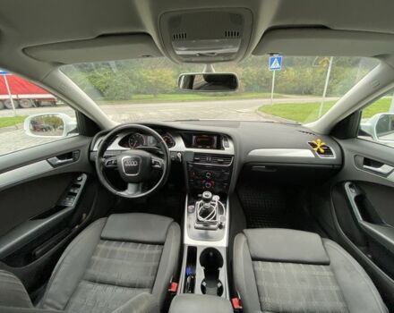 Ауді А4 2009 у Хмельницькому на Automoto.ua Білий Ауді А4, об'ємом двигуна 1.8 л та пробігом 389 тис. км за 8799 $, фото 17 на Automoto.ua