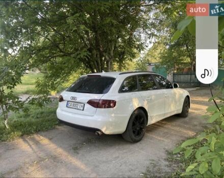 Білий Ауді А4, об'ємом двигуна 2 л та пробігом 186 тис. км за 7500 $, фото 3 на Automoto.ua
