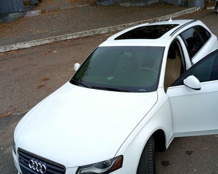 Белый Ауди А4, объемом двигателя 2 л и пробегом 268 тыс. км за 12000 $, фото 3 на Automoto.ua