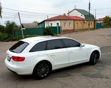 Белый Ауди А4, объемом двигателя 2 л и пробегом 268 тыс. км за 12000 $, фото 2 на Automoto.ua