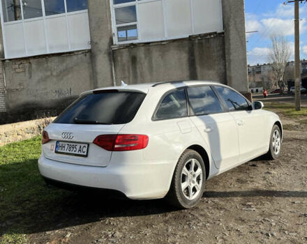 Белый Ауди А4, объемом двигателя 2 л и пробегом 267 тыс. км за 9000 $, фото 2 на Automoto.ua