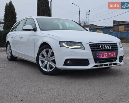 Білий Ауді А4, об'ємом двигуна 2 л та пробігом 233 тис. км за 8900 $, фото 1 на Automoto.ua