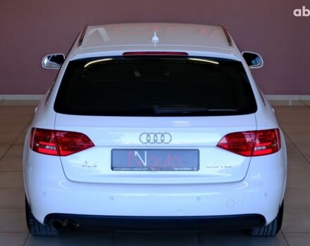 Білий Ауді А4, об'ємом двигуна 2 л та пробігом 228 тис. км за 9900 $, фото 5 на Automoto.ua