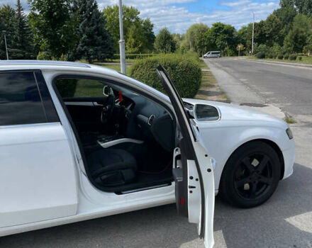 Белый Ауди А4, объемом двигателя 2.7 л и пробегом 288 тыс. км за 9800 $, фото 6 на Automoto.ua