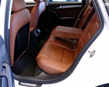 Білий Ауді А4, об'ємом двигуна 2 л та пробігом 228 тис. км за 9900 $, фото 7 на Automoto.ua