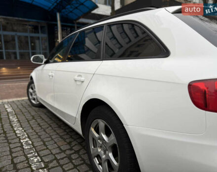 Белый Ауди А4, объемом двигателя 1.8 л и пробегом 202 тыс. км за 8500 $, фото 6 на Automoto.ua