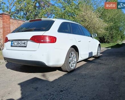 Белый Ауди А4, объемом двигателя 1.97 л и пробегом 395 тыс. км за 8500 $, фото 4 на Automoto.ua