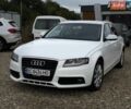 Белый Ауди А4, объемом двигателя 2 л и пробегом 318 тыс. км за 8800 $, фото 4 на Automoto.ua