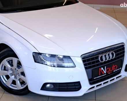 Білий Ауді А4, об'ємом двигуна 2 л та пробігом 228 тис. км за 9900 $, фото 2 на Automoto.ua