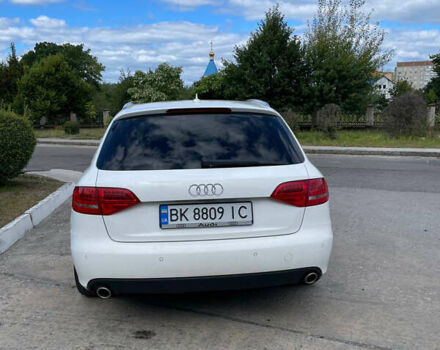 Белый Ауди А4, объемом двигателя 2.7 л и пробегом 288 тыс. км за 9800 $, фото 4 на Automoto.ua