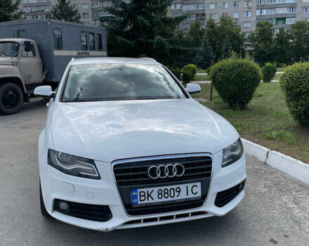 Белый Ауди А4, объемом двигателя 2.7 л и пробегом 288 тыс. км за 9800 $, фото 1 на Automoto.ua