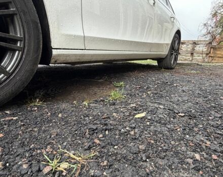 Белый Ауди А4, объемом двигателя 2 л и пробегом 261 тыс. км за 11300 $, фото 5 на Automoto.ua