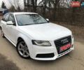 Белый Ауди А4, объемом двигателя 2 л и пробегом 210 тыс. км за 9500 $, фото 1 на Automoto.ua