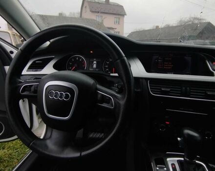 Белый Ауди А4, объемом двигателя 2 л и пробегом 170 тыс. км за 13000 $, фото 8 на Automoto.ua