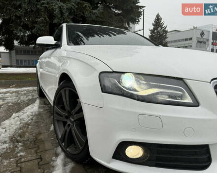 Ауді А4 2011 у Чернівцях на Automoto.ua Білий Ауді А4, об'ємом двигуна 2.01 л та пробігом 399 тис. км за 11000 $, фото 38 на Automoto.ua