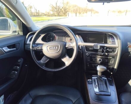 Белый Ауди А4, объемом двигателя 2 л и пробегом 240 тыс. км за 12500 $, фото 9 на Automoto.ua