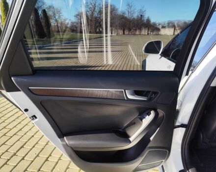 Белый Ауди А4, объемом двигателя 2 л и пробегом 240 тыс. км за 12500 $, фото 8 на Automoto.ua