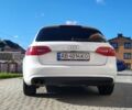 Білий Ауді А4, об'ємом двигуна 2 л та пробігом 240 тис. км за 10500 $, фото 2 на Automoto.ua