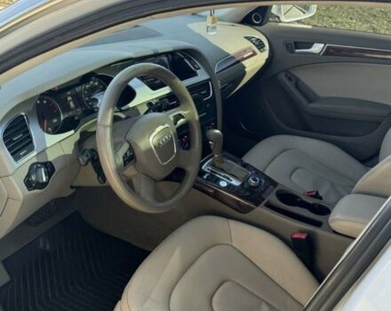 Белый Ауди А4, объемом двигателя 2 л и пробегом 246 тыс. км за 9800 $, фото 3 на Automoto.ua