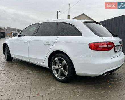 Белый Ауди А4, объемом двигателя 2 л и пробегом 255 тыс. км за 13600 $, фото 5 на Automoto.ua