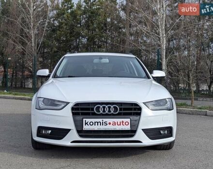 Белый Ауди А4, объемом двигателя 2 л и пробегом 266 тыс. км за 10999 $, фото 5 на Automoto.ua