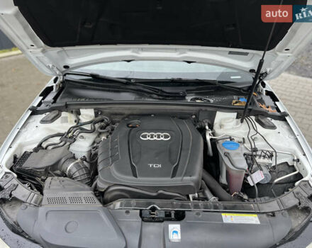 Белый Ауди А4, объемом двигателя 2 л и пробегом 255 тыс. км за 13600 $, фото 6 на Automoto.ua