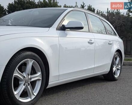 Белый Ауди А4, объемом двигателя 2 л и пробегом 266 тыс. км за 10999 $, фото 7 на Automoto.ua