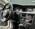 Ауді А4 2014 у Львові на Automoto.ua Білий Ауді А4, об'ємом двигуна 2 л та пробігом 299 тис. км за 14890 $, фото 23 на Automoto.ua