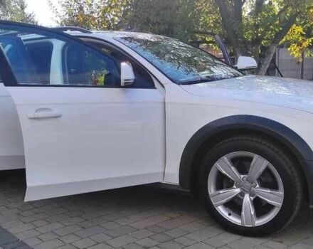 Білий Ауді А4, об'ємом двигуна 2 л та пробігом 123 тис. км за 8950 $, фото 7 на Automoto.ua