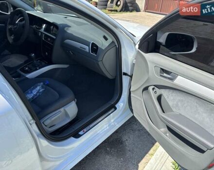 Білий Ауді А4, об'ємом двигуна 1.97 л та пробігом 273 тис. км за 15000 $, фото 33 на Automoto.ua