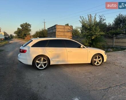 Білий Ауді А4, об'ємом двигуна 1.97 л та пробігом 273 тис. км за 15000 $, фото 2 на Automoto.ua