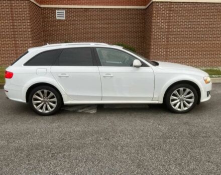 Белый Ауди А4, объемом двигателя 2 л и пробегом 77 тыс. км за 13800 $, фото 3 на Automoto.ua