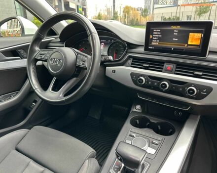 Ауді А4 2017 у Києві на Automoto.ua Білий Ауді А4, об'ємом двигуна 2 л та пробігом 227 тис. км за 16333 $, фото 2 на Automoto.ua