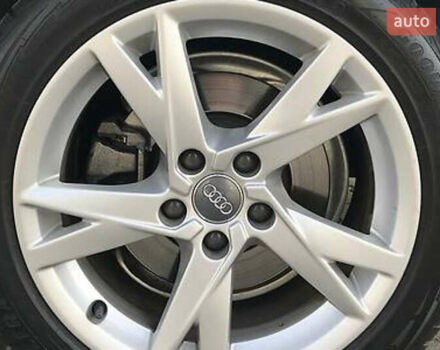 Ауді А4 2017 у Києві на Automoto.ua Білий Ауді А4, об'ємом двигуна 1.97 л та пробігом 270 тис. км за 14800 $, фото 15 на Automoto.ua