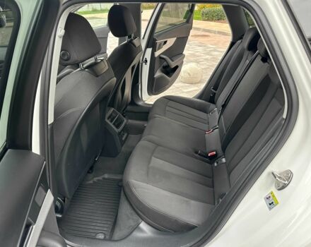 Ауді А4 2017 у Києві на Automoto.ua Білий Ауді А4, об'ємом двигуна 2 л та пробігом 227 тис. км за 16333 $, фото 15 на Automoto.ua