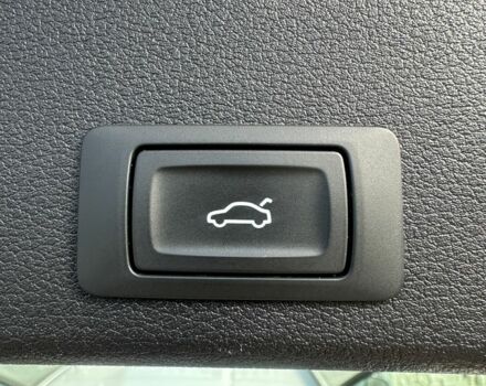 Белый Ауди А4, объемом двигателя 2 л и пробегом 220 тыс. км за 18500 $, фото 11 на Automoto.ua