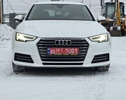 Белый Ауди А4, объемом двигателя 2 л и пробегом 214 тыс. км за 18500 $, фото 2 на Automoto.ua