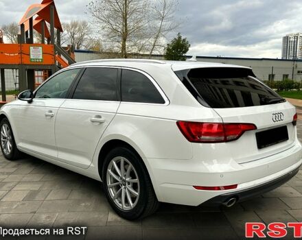 Білий Ауді А4, об'ємом двигуна 2 л та пробігом 227 тис. км за 16333 $, фото 1 на Automoto.ua